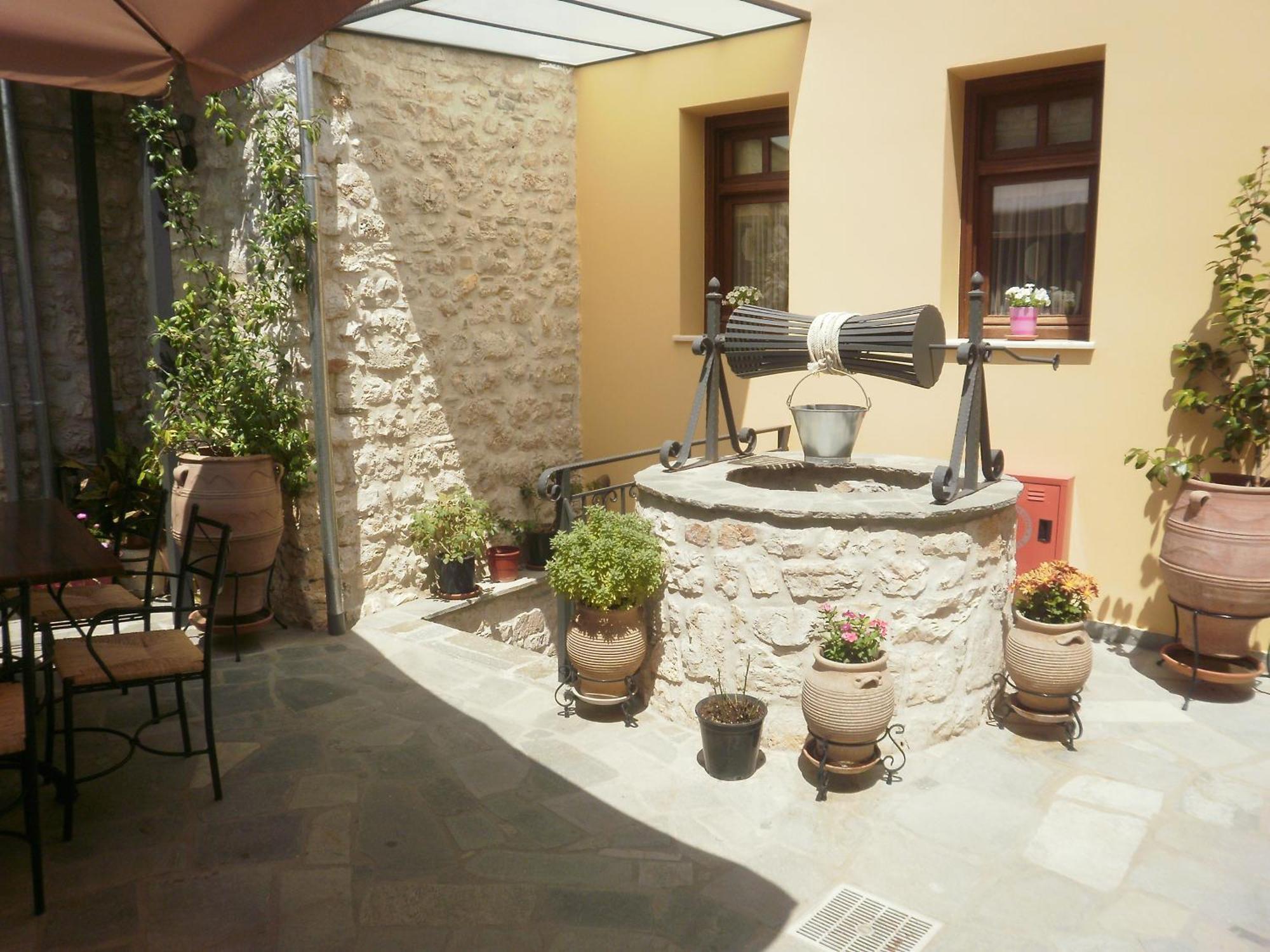 Hagiati Guesthouse Ioannina Exterior photo